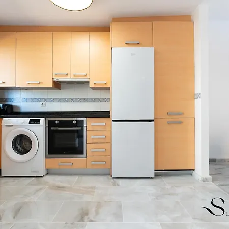 Lägenhet Elegant 2 Bed 2 Bath Apartment, Pool, Views, Parking Benalmádena